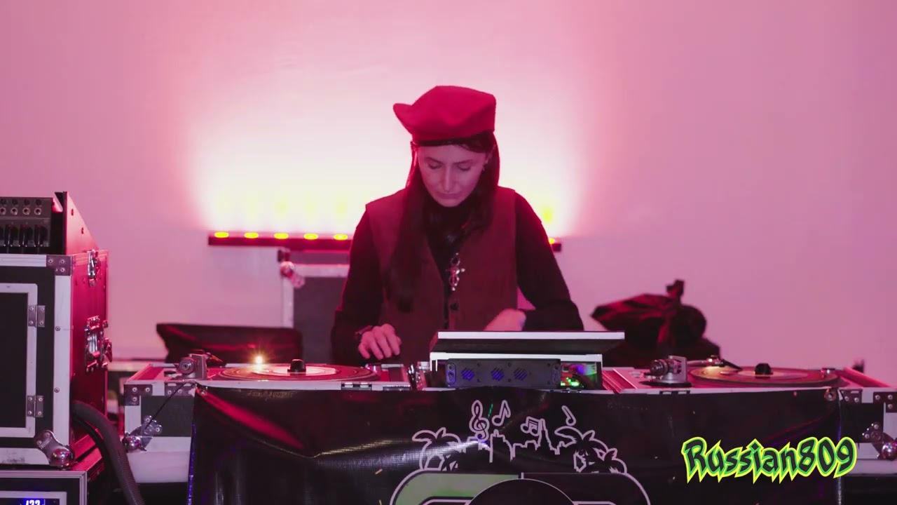 ROOTSNRIDDIMNYC - WINTA WARMA | Maddie Ruthless 2