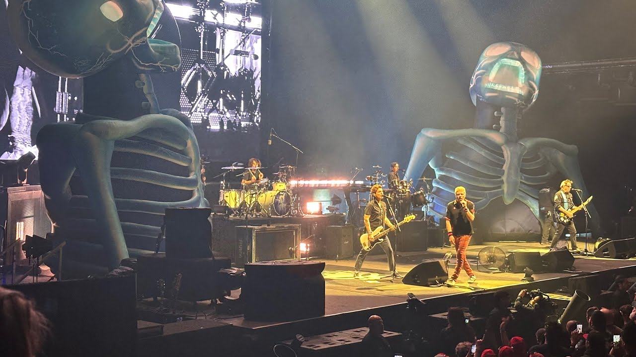 I Wanna Be Sedated ~ The Offspring ~ Winnipeg ~ Feb 5, 2026