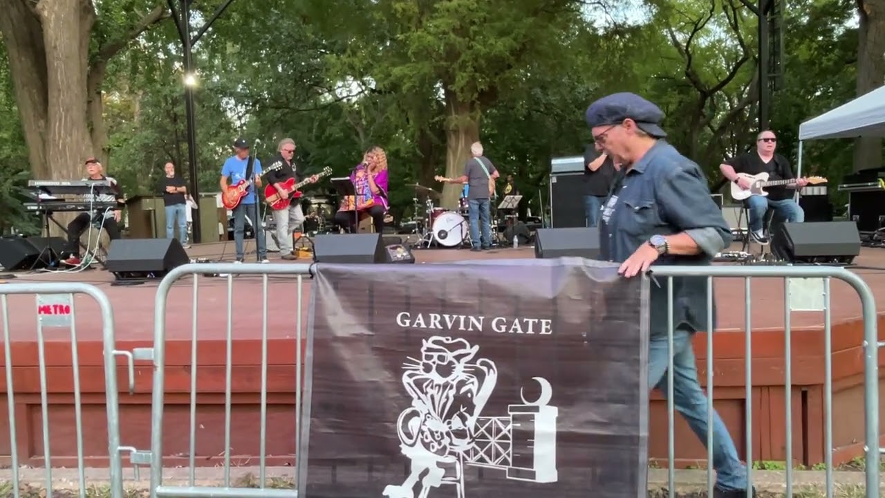 Rob Pickett with his Gibson Les Paul Garvin Gate 2024 Tanita Gaines and the Gospel & Blues Rescue 