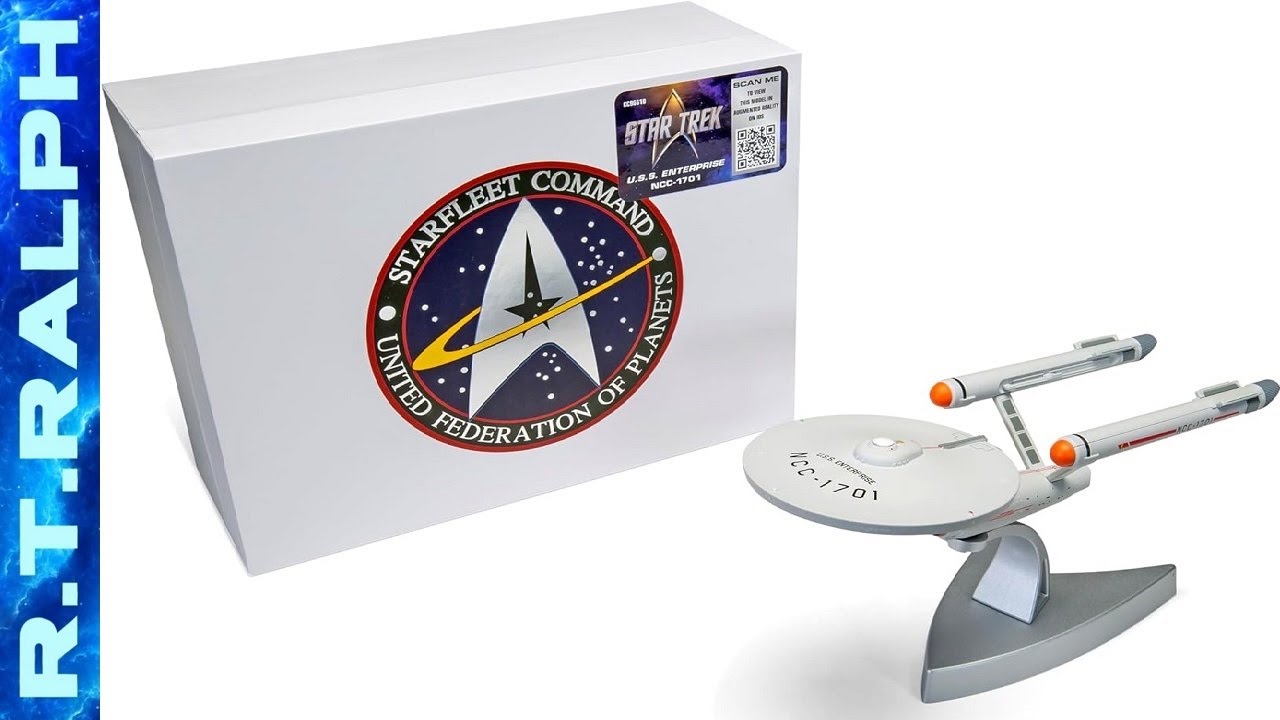 Corgi Diecast Spaceships - CC96610 Star Trek - USS Enterprise NCC-1701