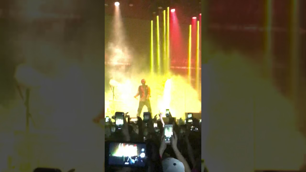 Post Malone - rockstar - 21 Savage drops his mic and missed his verse