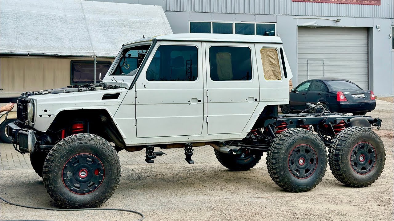 We’re building a white G-Class 6x6 pickup! What’s wrong with it?