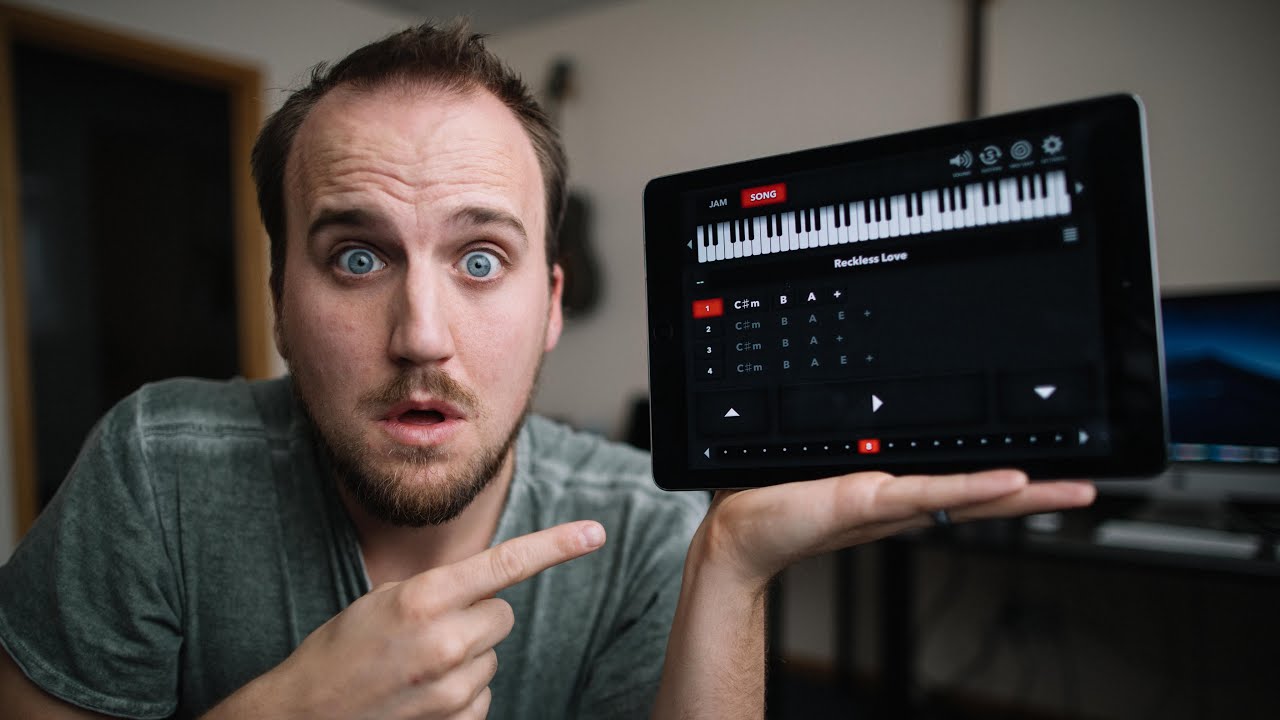 HOW TO PLAY CHORD PROGRESSIONS WITH YOUR FEET (Dream Foot App Demo)