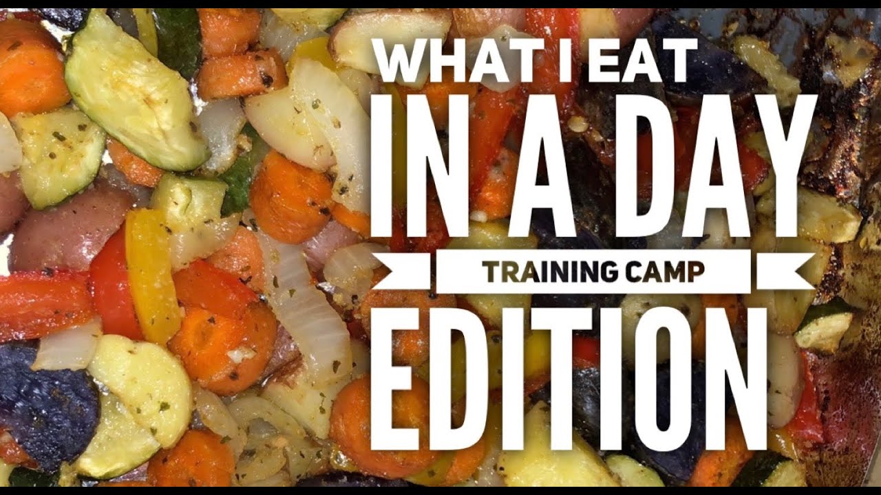 What a Pro MMA Fighter Eats in a Day | Fight Camp Edition