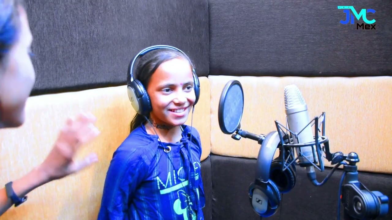 रवीना चौधरी - बाई थारो बीरो फेरे फेरावनी 