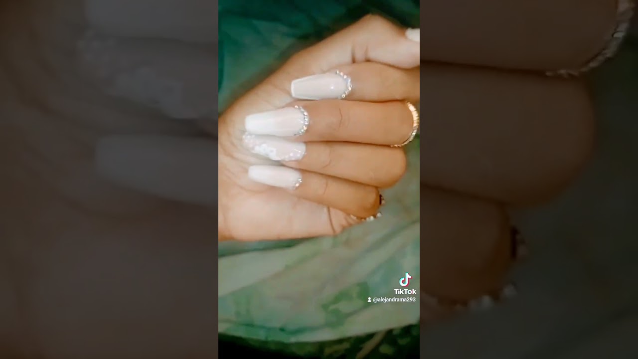Ale nails 🥰
