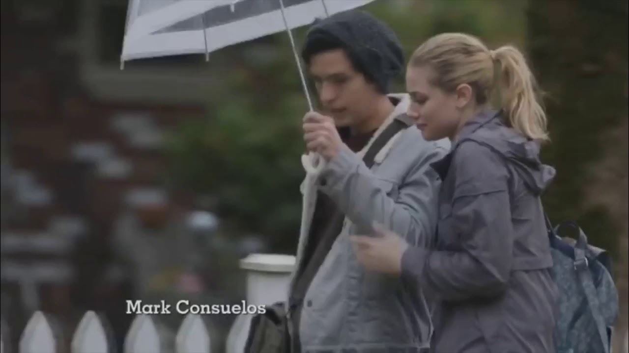 Hold on jughead dead ??