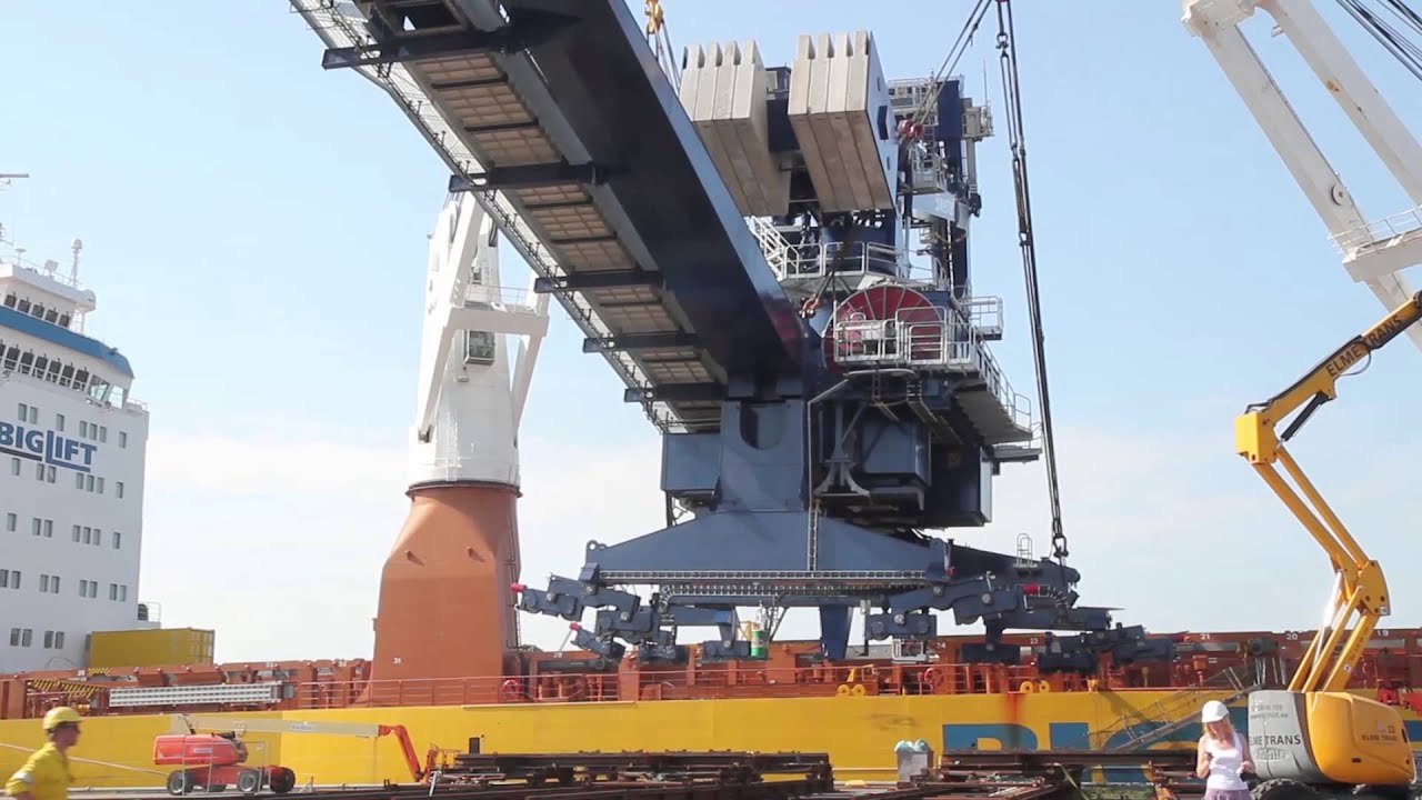 BLRT Grupp: Marketex Offshore Constructions produced Cargotec Ship Unloader