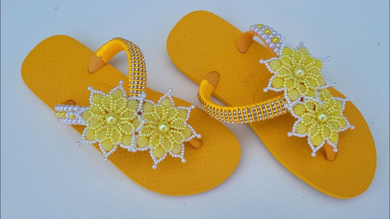 Como Fazer Lindo Chinelo com Flor dupla de Pérolas - Modelo Cortado