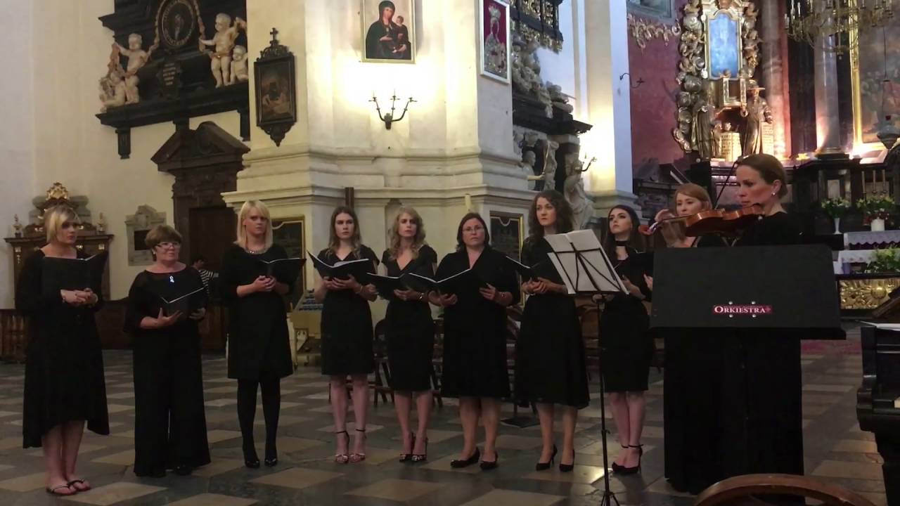 1. A Íosa Mhic Mhuire (Traditional arr. Ronan McDonagh)/May the Goodness of the Lord- Ronan McDonagh