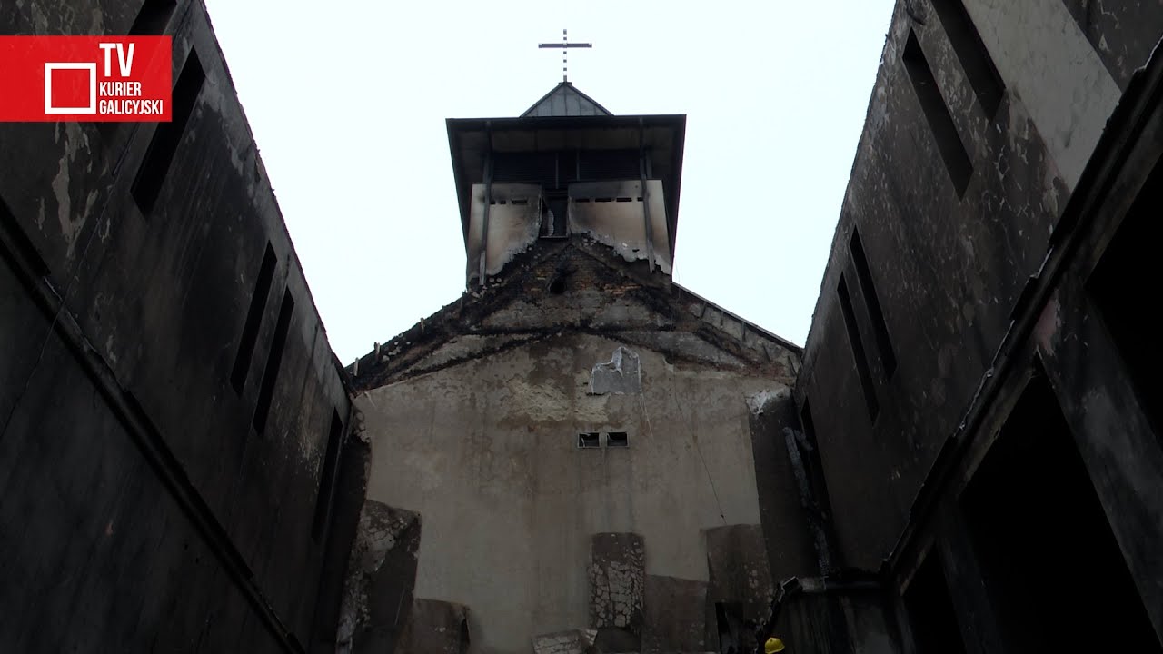 Pożar w kościele św. Teresy w Brzuchowicach koło Lwowa