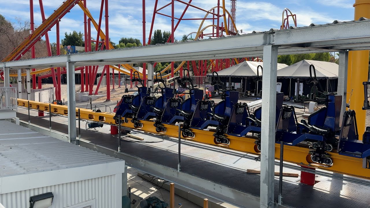 Sign Refurb | Apocalypse re-track | Goliath repaint & more | Six Flags Magic Mountain Dec 16, 2024