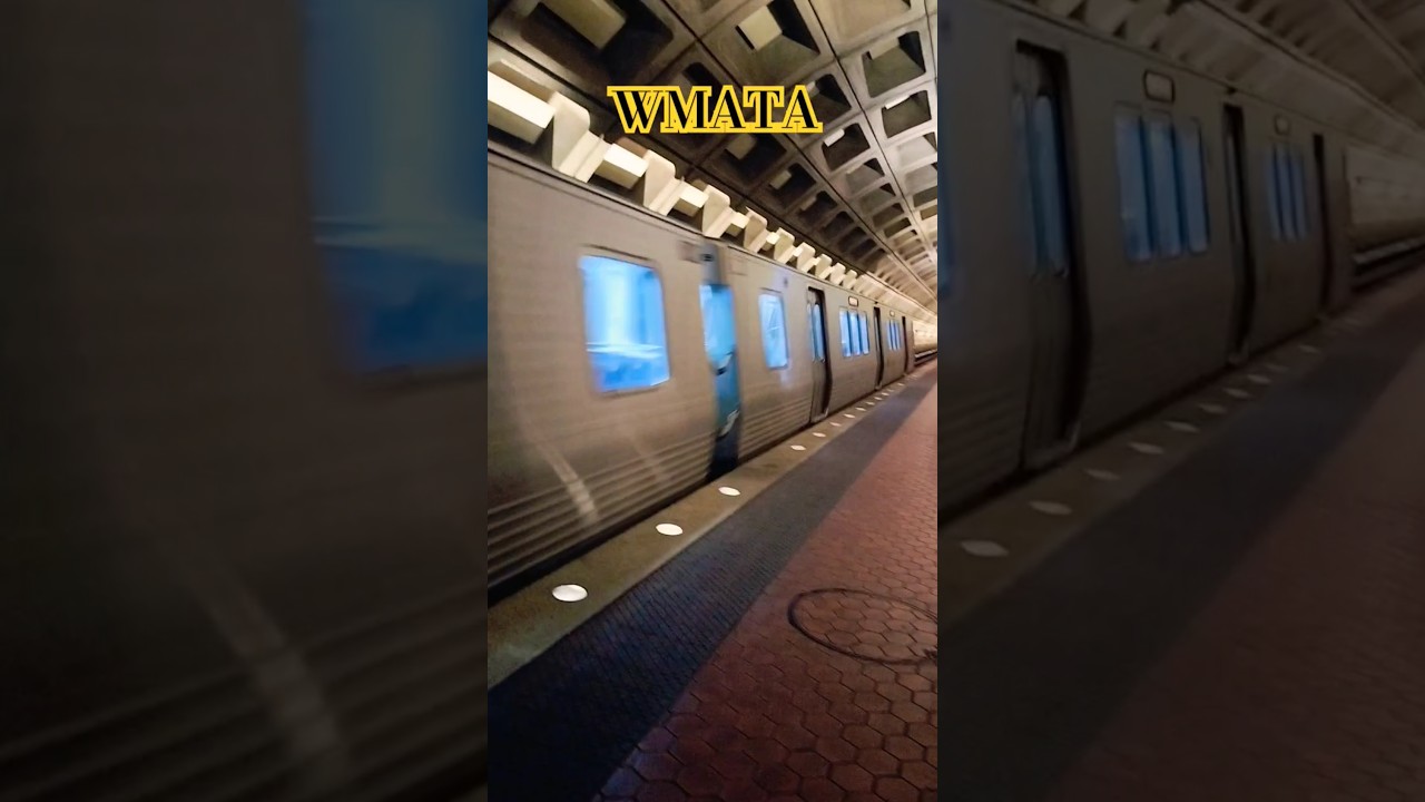 WMATA 7000 Series Yellow Line Train at Pentagon 