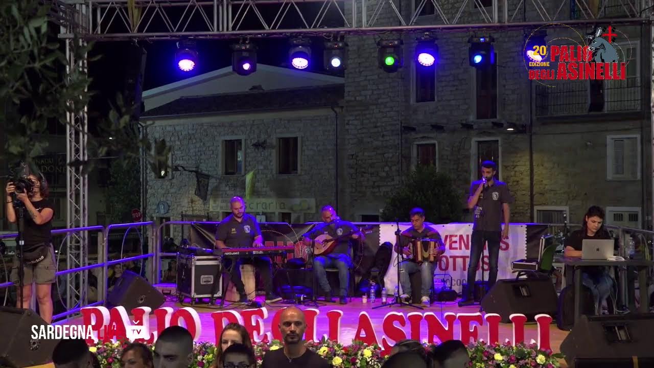 In diretta da Ollolai: la 20esima edizione del Palio degli Asinelli