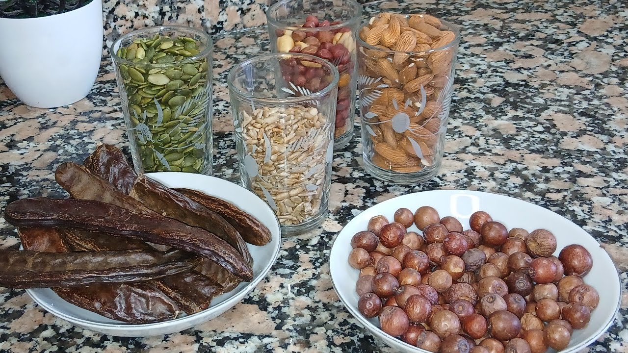 آملو بالخروب والنبق والمكسرات صحي 💯👍💯ولذيذ يستحق التجربة 👍⚘️
