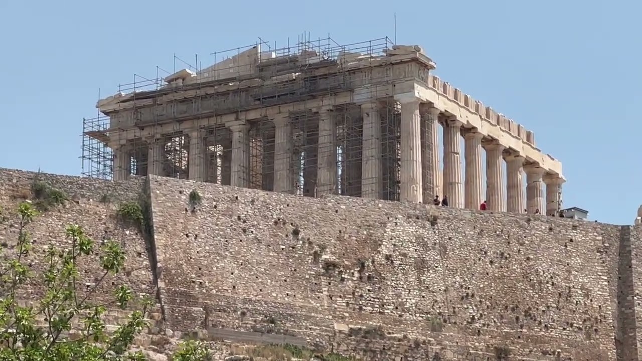 Enjoy beautiful scenes Acropolis, Parthenon, Odeon of Herodes Atticus, to live guitar by Edi Katami