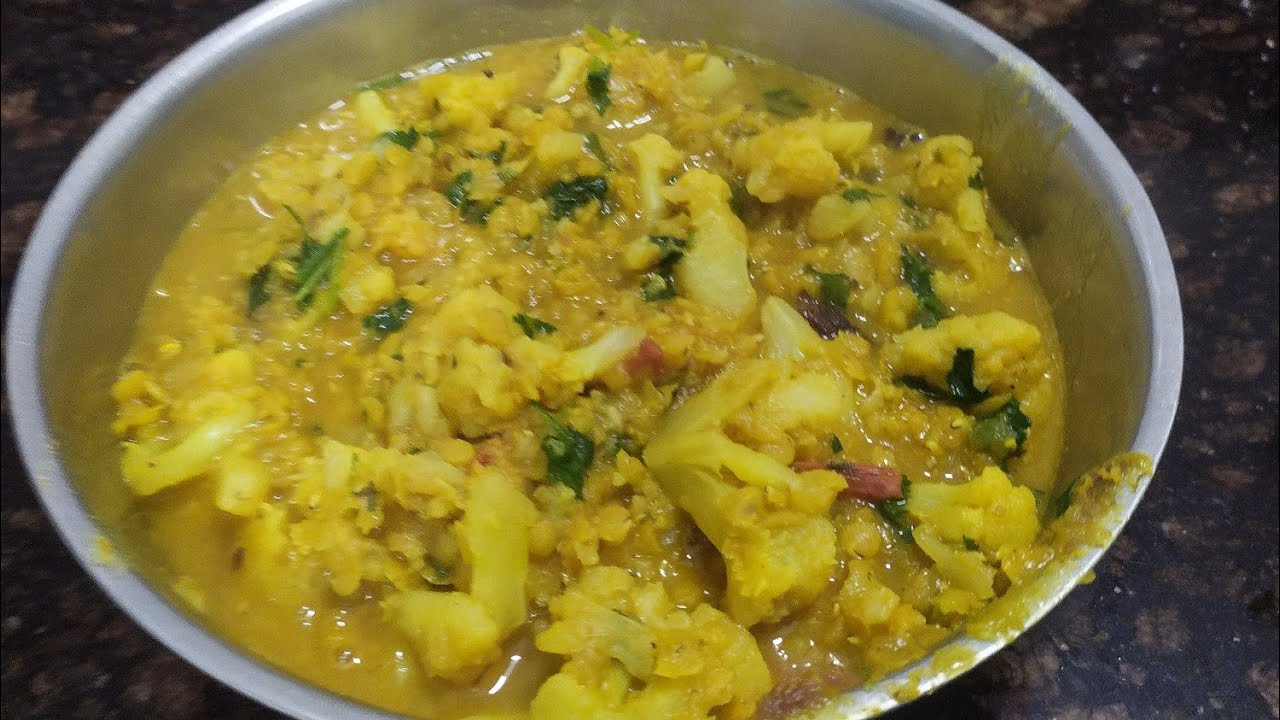 ফুলকপির সাথে মুসুর ডাল দিয়ে এভাবে রান্না করে দেখুন/ স্বাদ মুখে লেগে থাকবে |