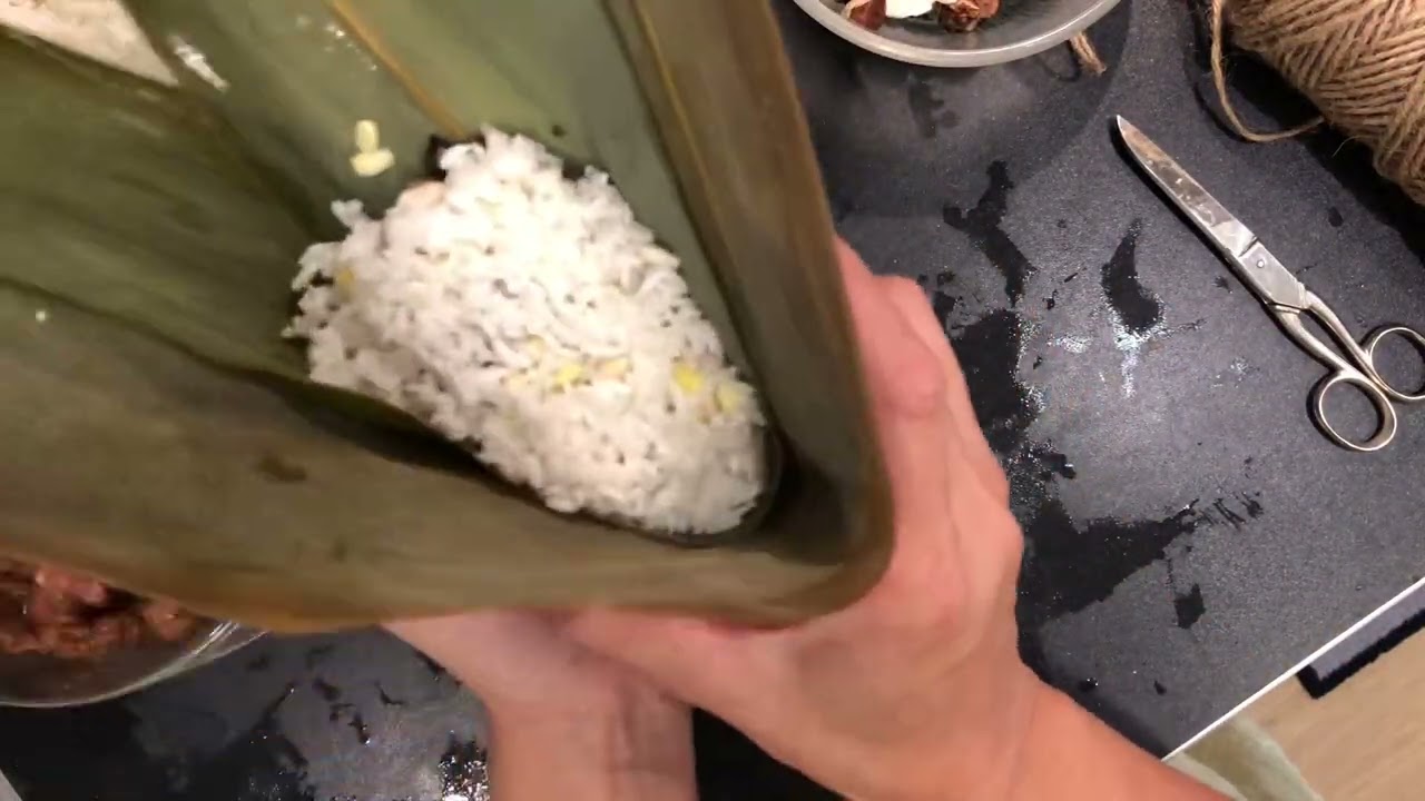 How to wrap a Zhong aka sticky rice dumpling