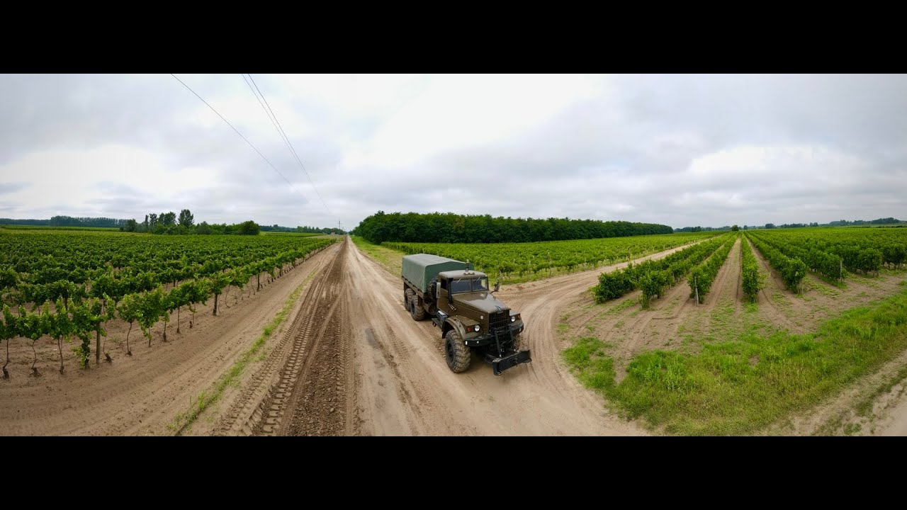 KrAZ 255b