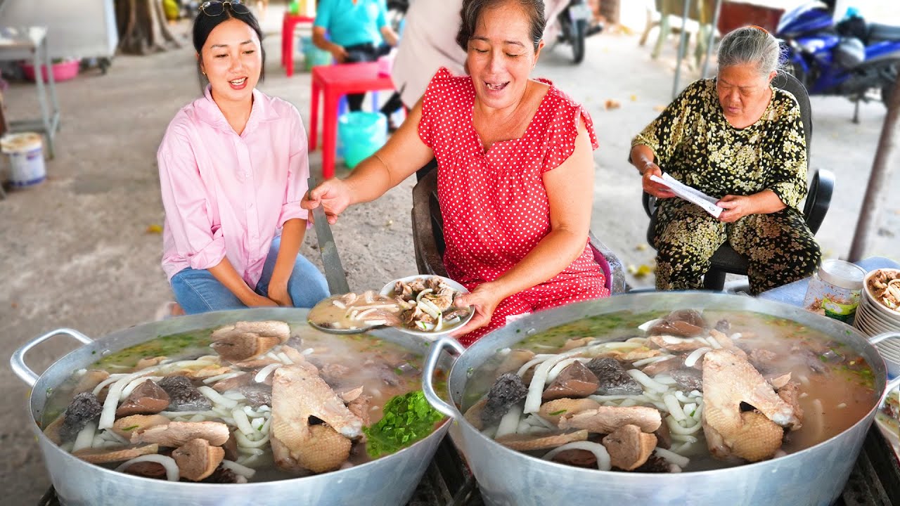 Ngon Rẻ 2 Nồi Bánh Canh Vịt Bột Xắt tự làm ở nhà, hiếm thấy Sài Gòn có bán tìm mỏi mắt không thấy