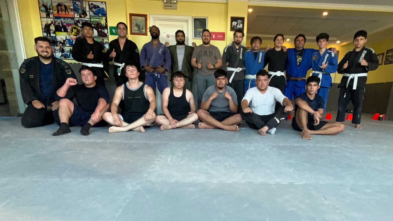 Entrenado Jiu Jitsu lesionado 🤕 
