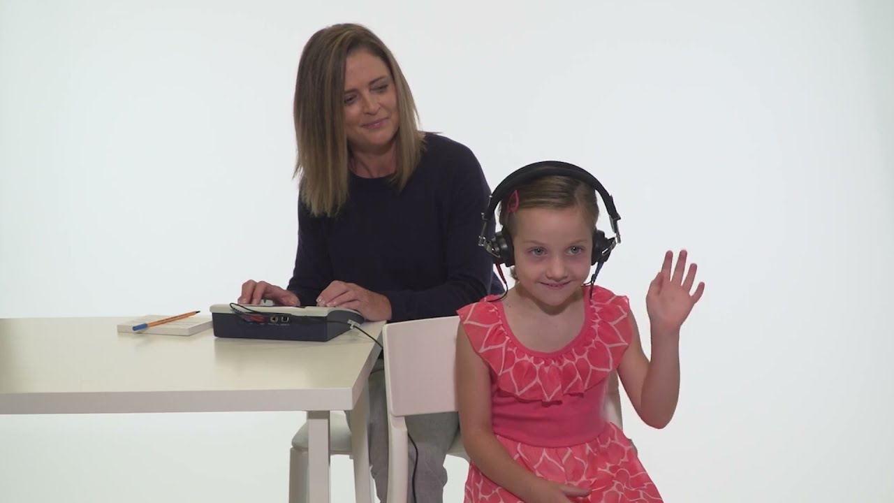 MAICO Diagnostics: How to Perform Air Conduction Audiometer Hearing Screening Test with the MA 25