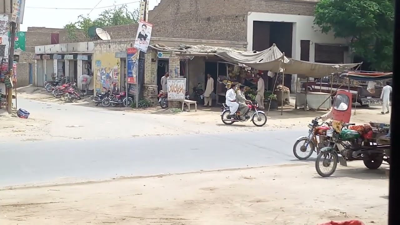 KALU CHOCK PAHAR PUR RAILWAY STATION K SAMNAY KA MAHOLE To GT Road Layyah New video viral