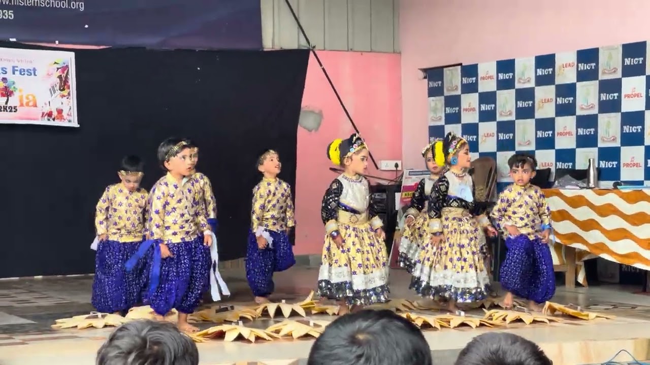 U k G Dance program 🥰