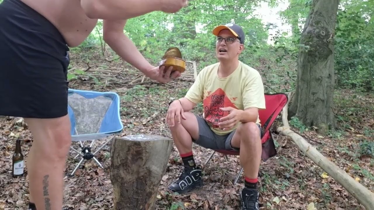 Surströmming-Challenge mit meinem besten Freund!