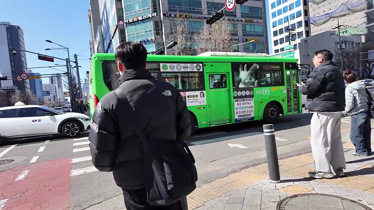 홍대입구역 산책