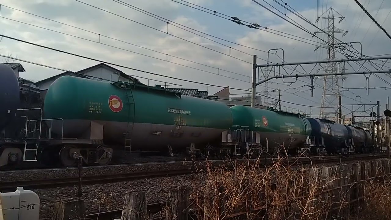 8586レ EF210-357+タキ20B