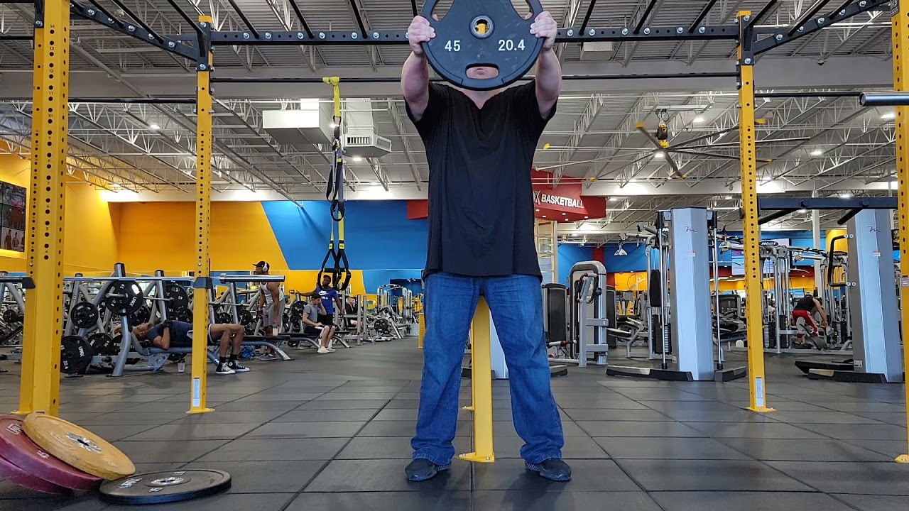 BATMAN 45LBS PLATE HOLD CHALLENGE:: MAXXES RESPONSE...1 MINUTE.
