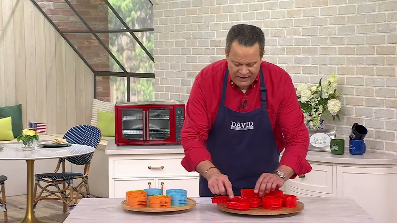 Country Living Set of 6 Mini Pie Molds on QVC