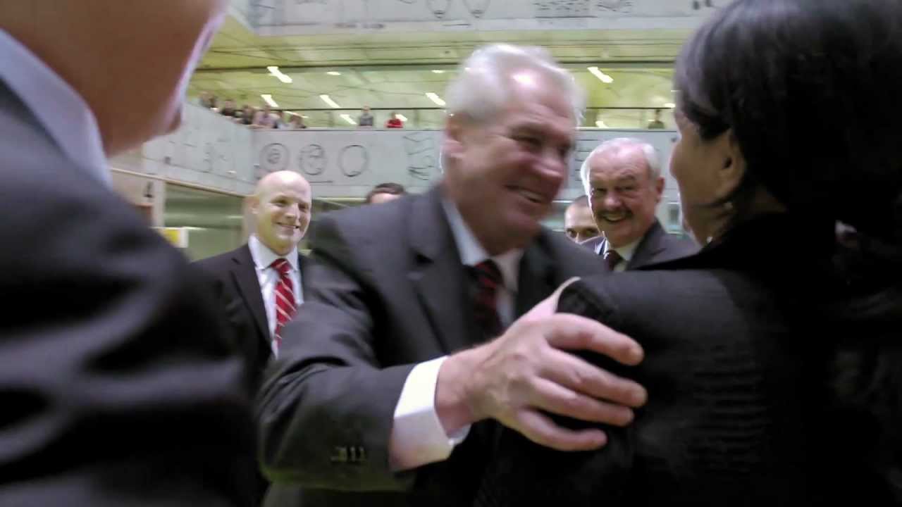 Hledá se prezident - Trailer