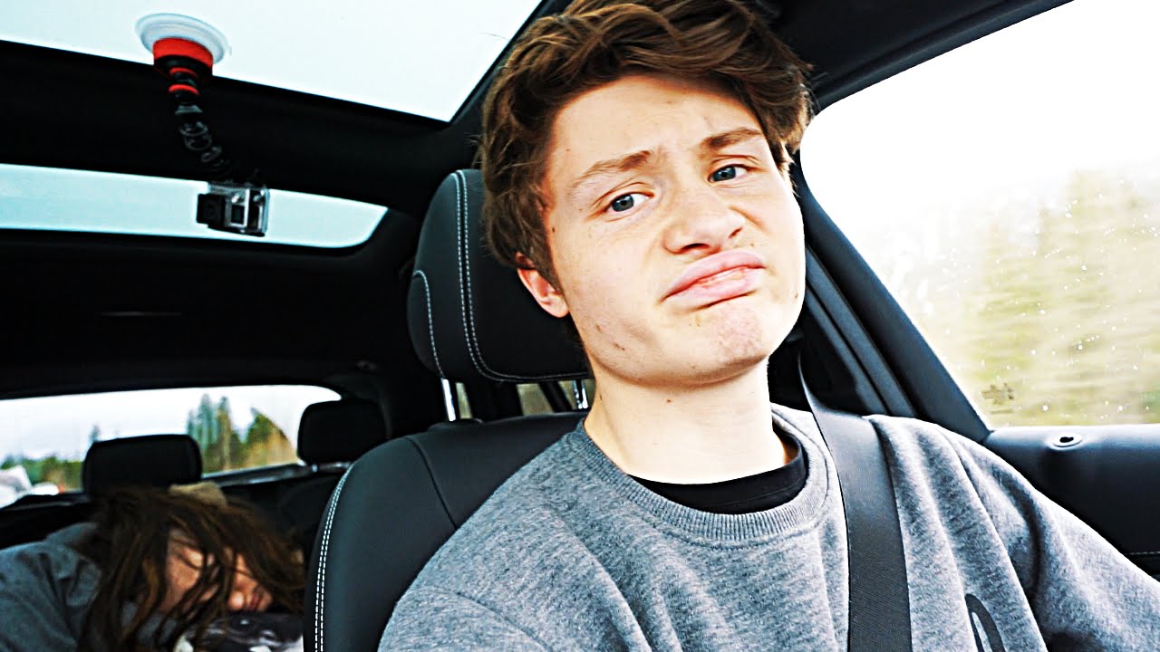 10 STUNDEN IM AUTO