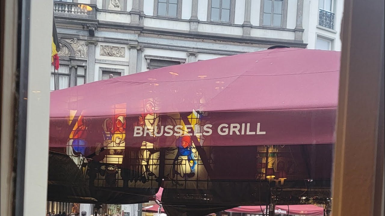 Walking from Brussels Central Station to the Central Square