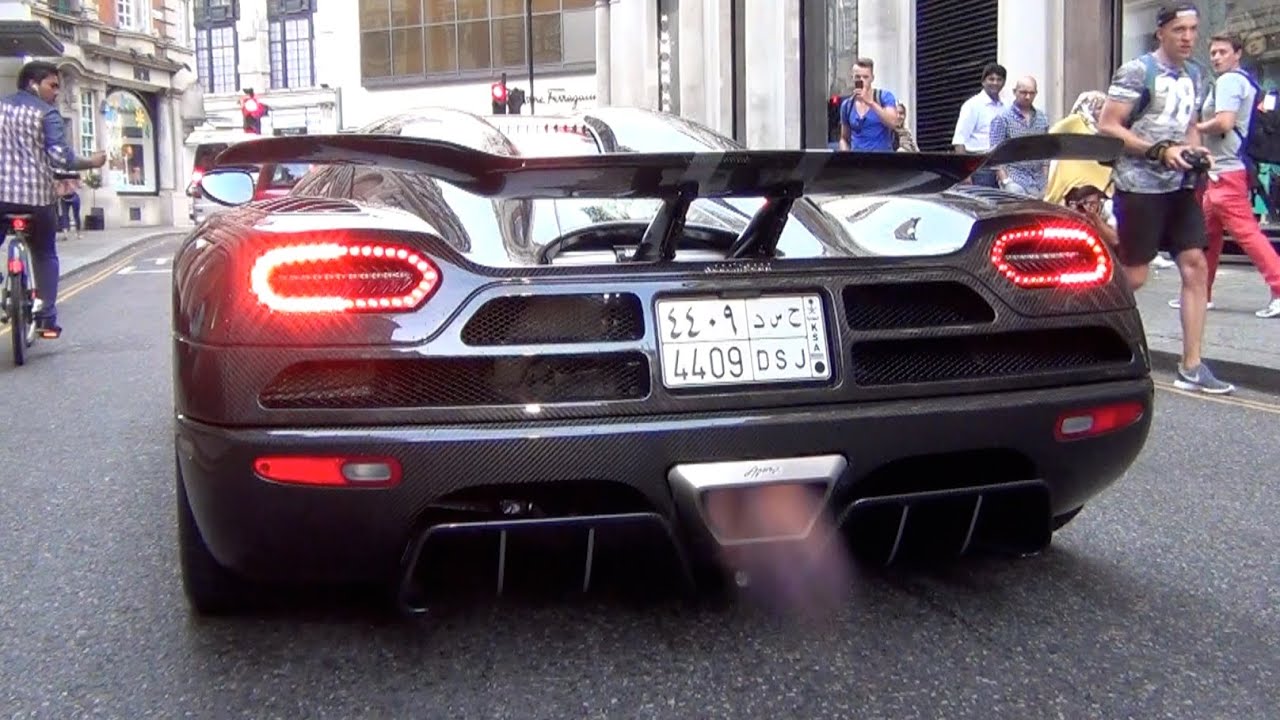 Full Carbon Arab Agera R In London -  Flame, Accelerations, Driving Sounds and Start