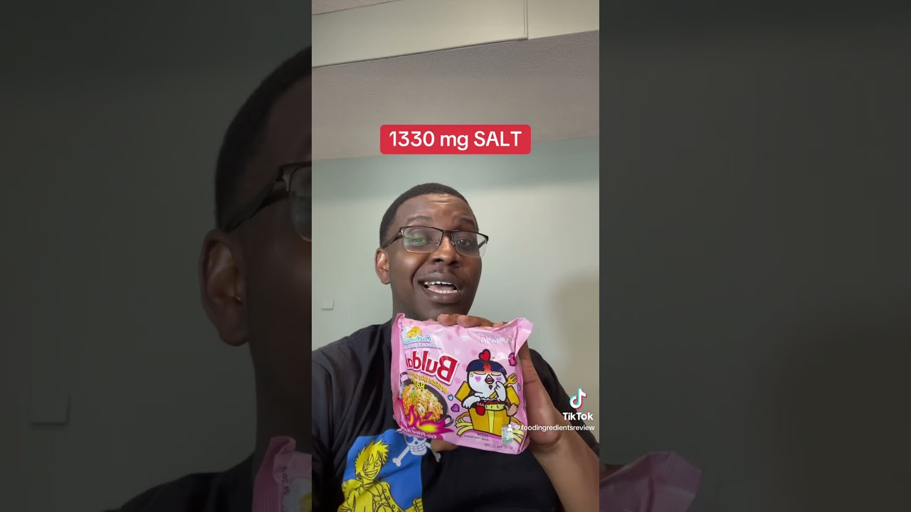 Buldak Ramen Ingredients review #buldak #buldaknoodles #buldakramen #foodie #food #blackyoutuber