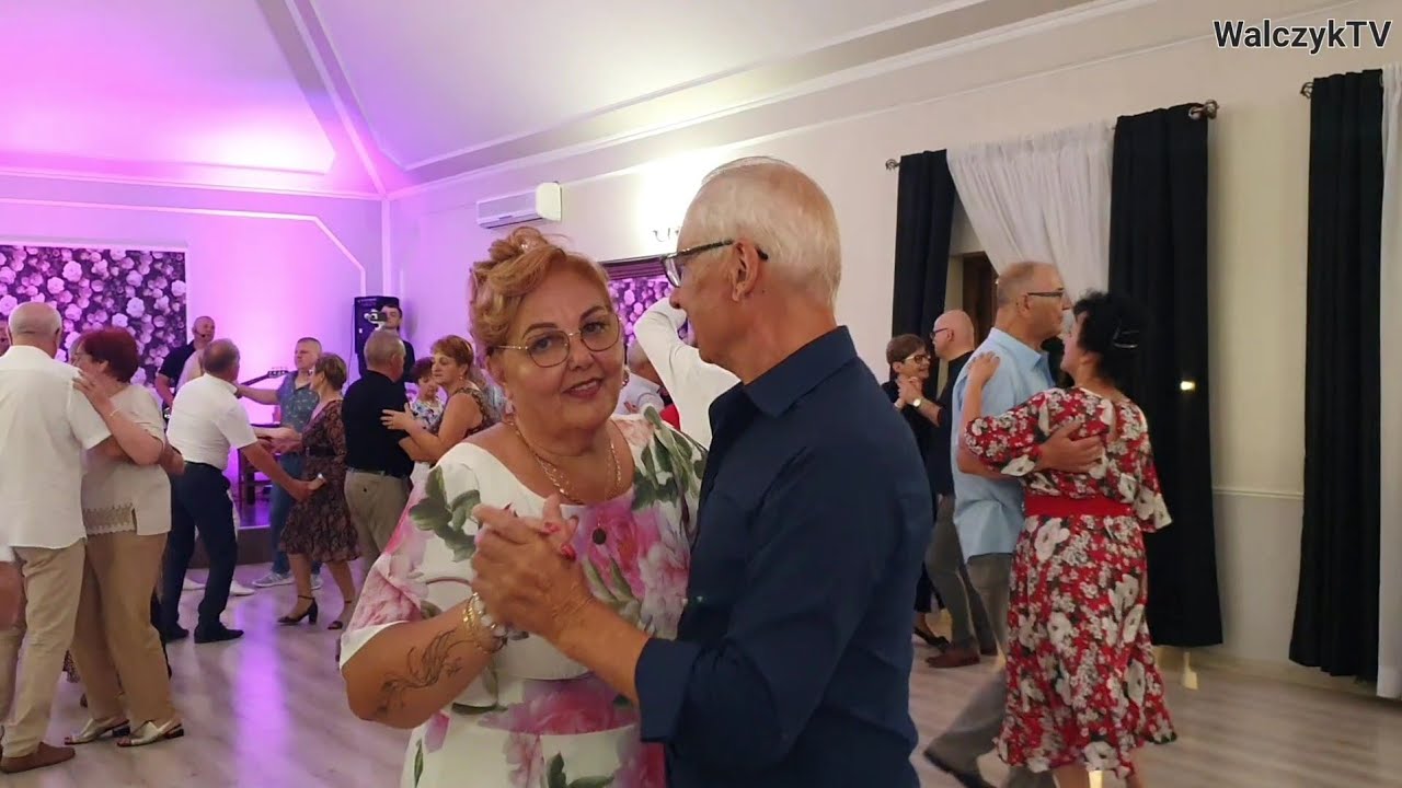 Rewelacyjnie bawią się goście a szczególnie ci z Krakowa 