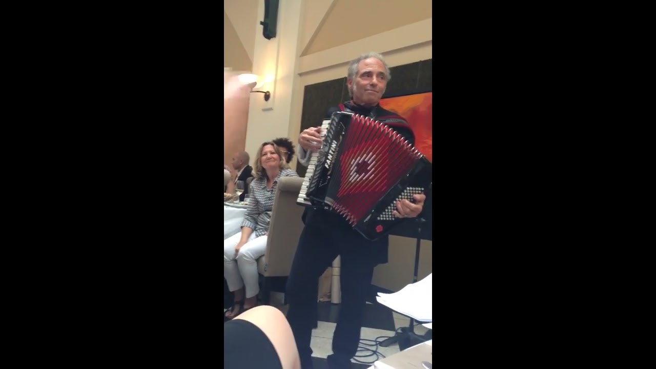 Nils Lofgren plays 'Idas Sommarvisa' on the accordion