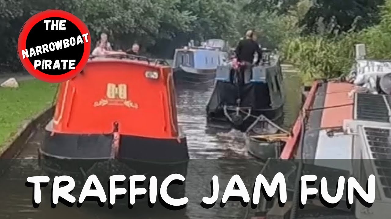 Summers over but the Llangollen canal gets even busier! [Ep 21]