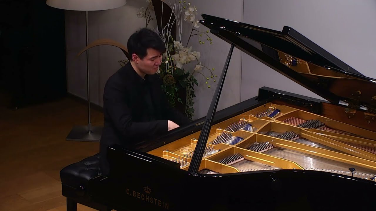 Brahms: Klaviersonate No. 1 | Bechstein Young Professionals presenting Hehuan Yu