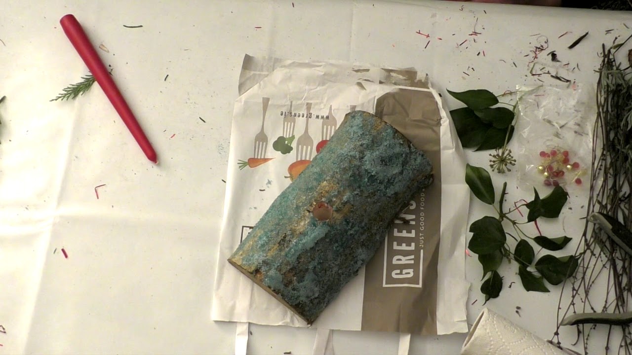 How to make Christmas Logs