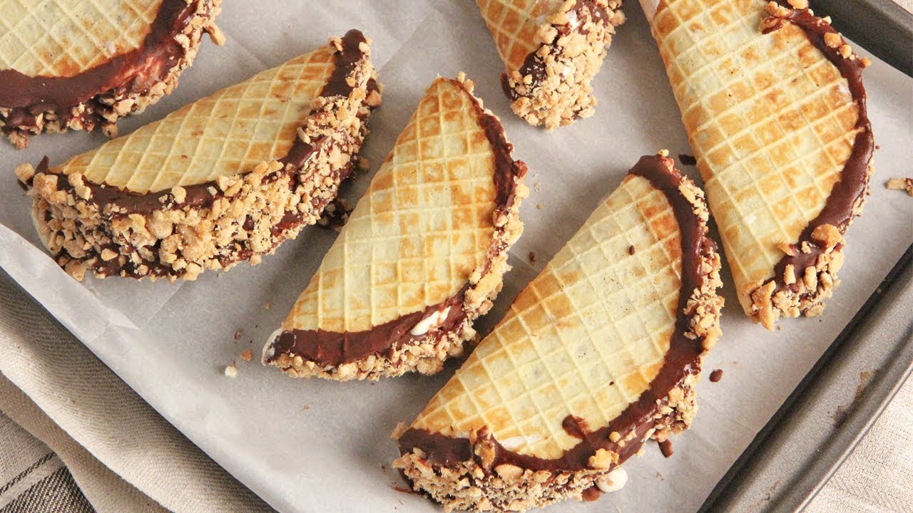 DIY Choco Tacos (Chocolate Waffle Ice Cream Tacos) | Ep. 1271