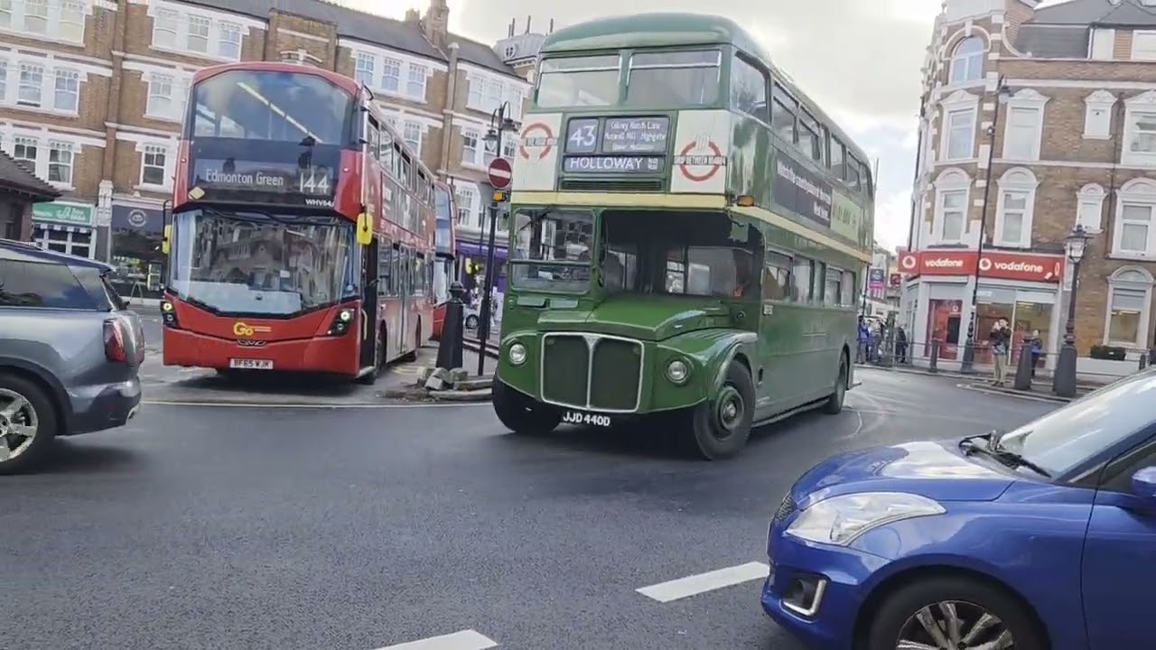 Muswell Hill Vintage Bus Running Day 02/11/2025