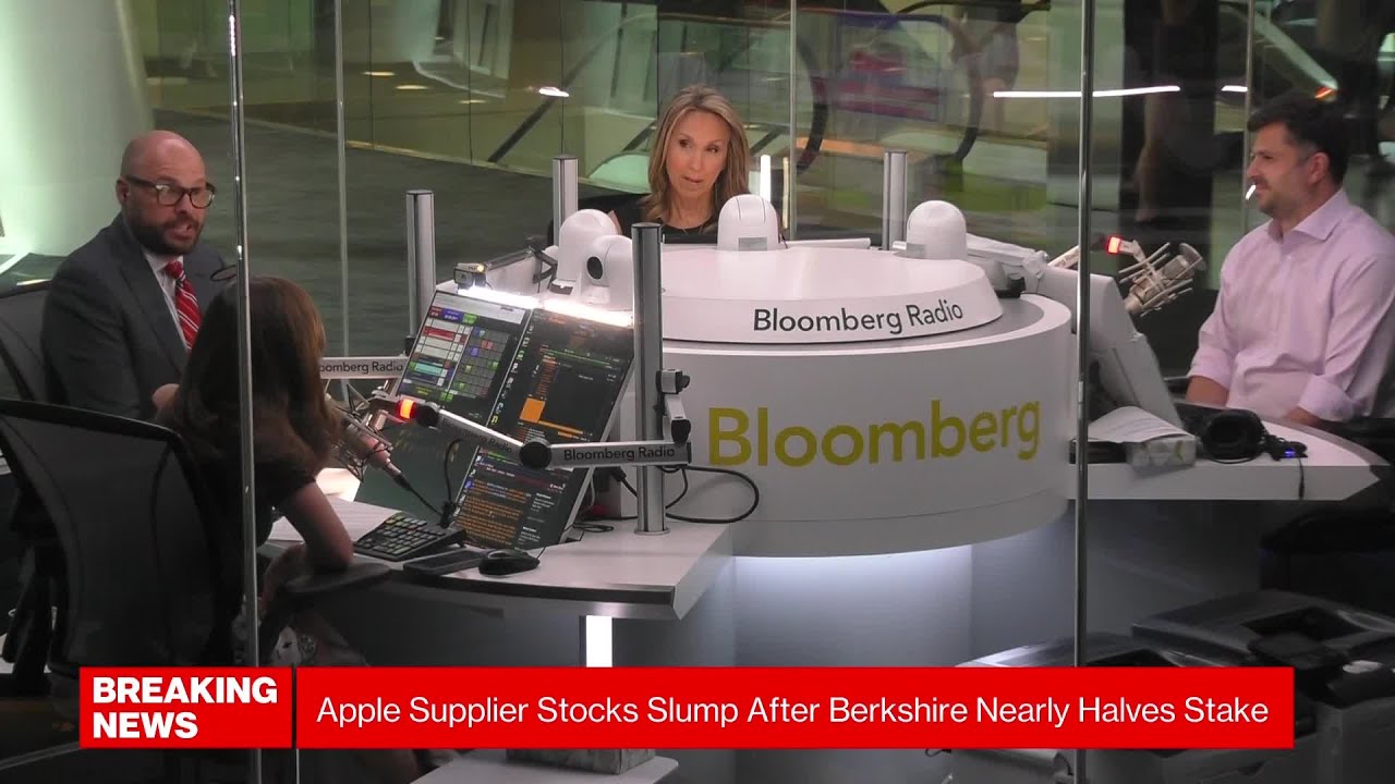 Berkshire Cuts Apple Stake By Nearly 50%