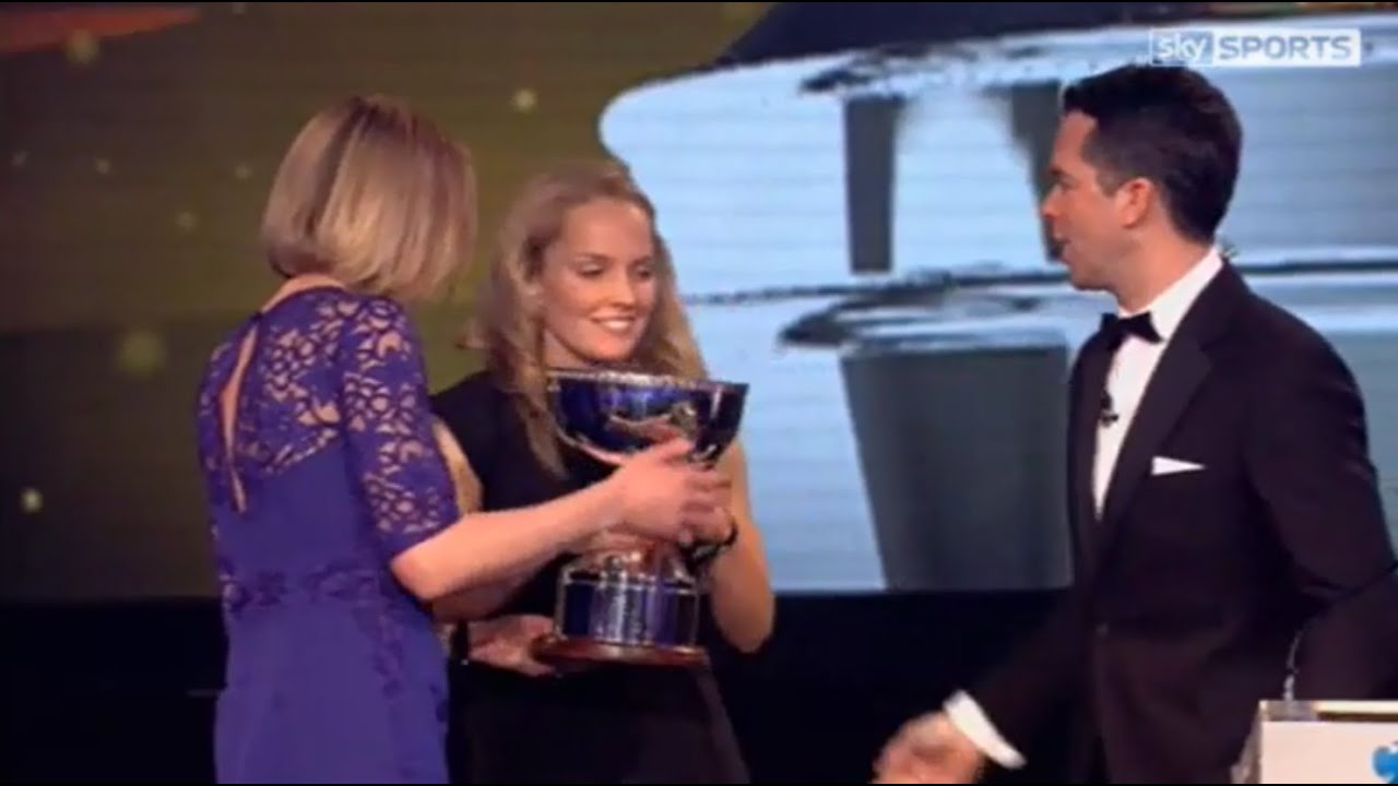 Kim Little wins First PFA Women's Players' Player of the Year Award 2013