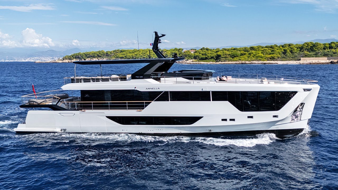 Numarine 30XP Hybrid Yacht [New Model]
