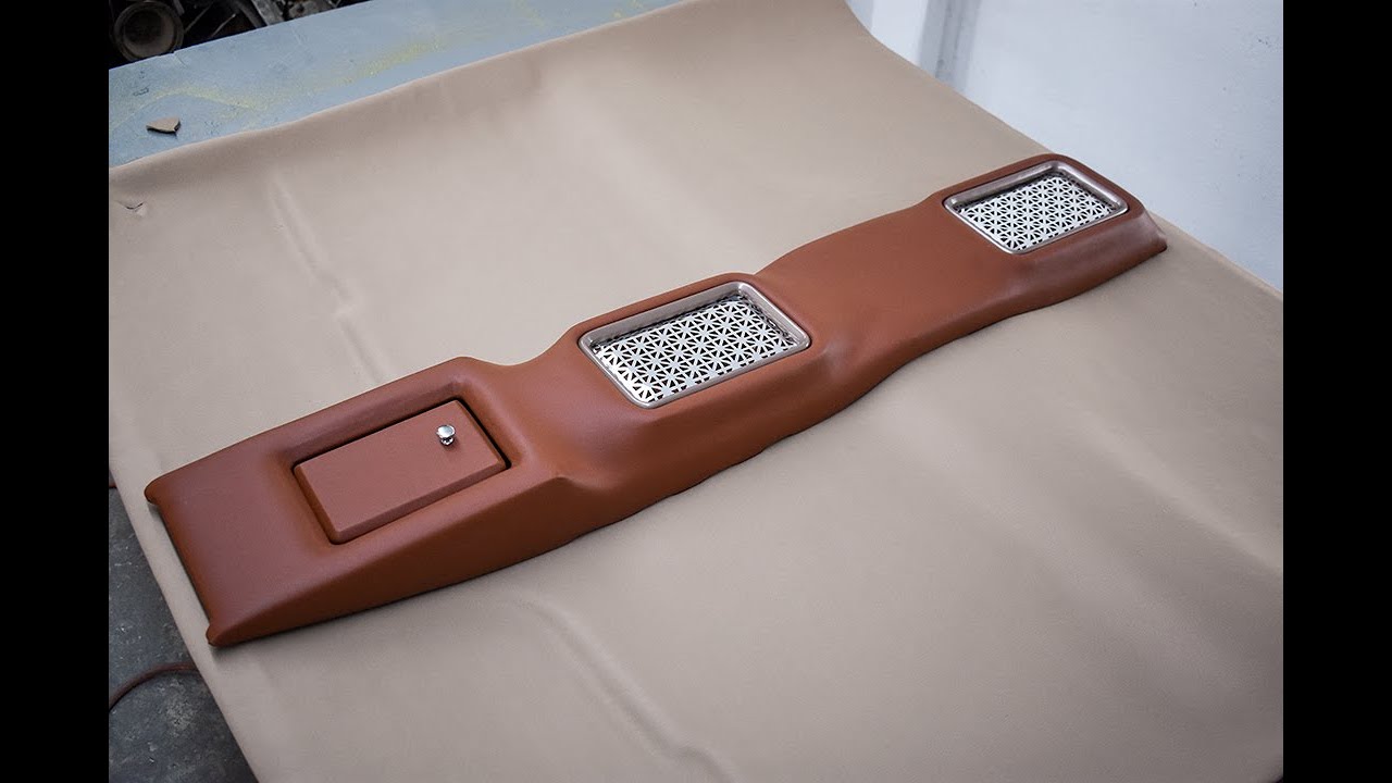 Custom headliner fabrication by Alchemy Kustom.