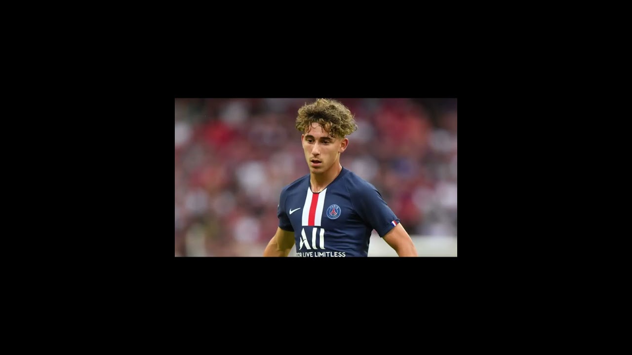 Je vous présente Adil Aouchiche . .دعونا نتعرف على عادل عوشيش
